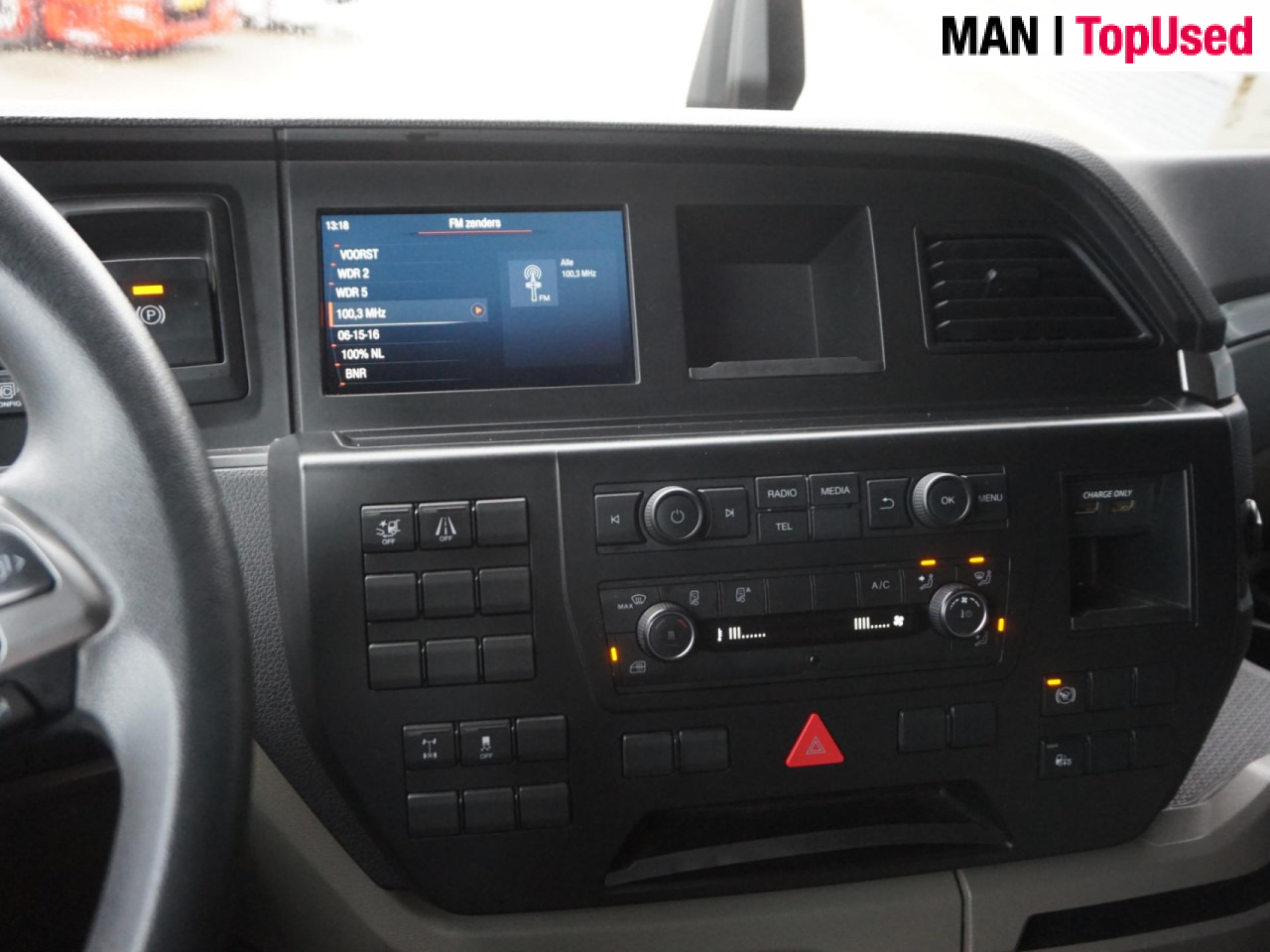 MAN TGX 18.470 4x2 BL SA - Cabeza tractora: foto 5 MAN TGX 18.470 4x2 BL SA - Cabeza tractora: foto 5