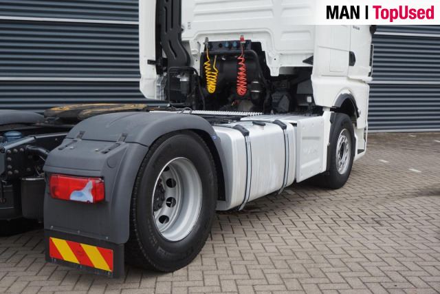 MAN TGX 18.510 4x2 BL SA / Retarder / 2 Tanks - Cabeza tractora: foto 2 MAN TGX 18.510 4x2 BL SA / Retarder / 2 Tanks - Cabeza tractora: foto 2