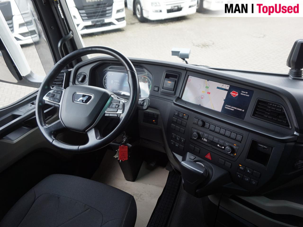 Cabeza tractora MAN TGX 26.510 6x2/4 BL SA / Retarder / LED: foto 7