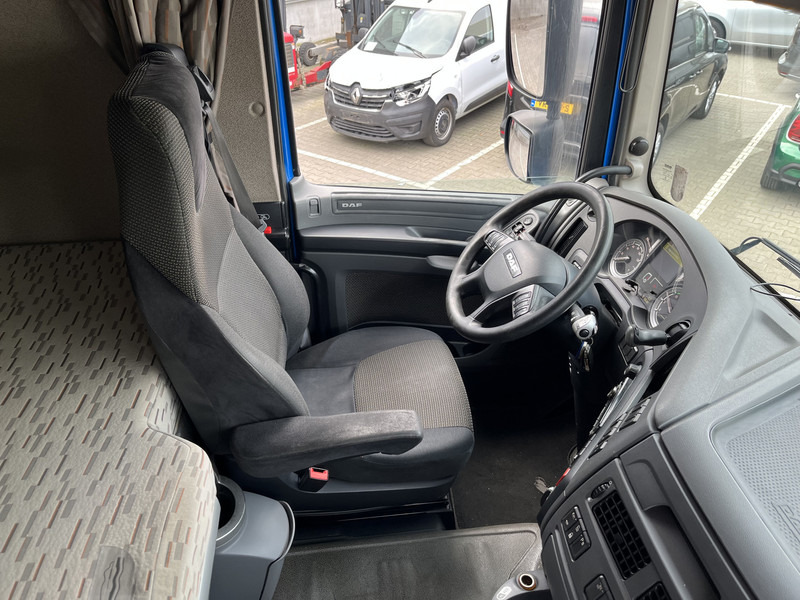 DAF XF 440 FT SC / Mega - Low Deck / 2 Tanks / Stand Klima / New Tacho V2 - Cabeza tractora: foto 3 DAF XF 440 FT SC / Mega - Low Deck / 2 Tanks / Stand Klima / New Tacho V2 - Cabeza tractora: foto 3