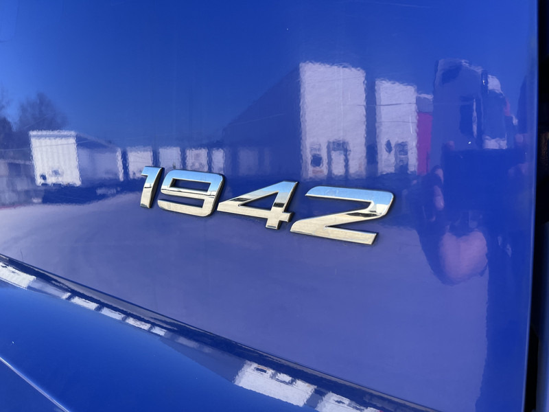 Cabeza tractora Mercedes-Benz Actros 1842 Streamspace / 937 dkm / 2 Tanks / NL Truck: foto 15