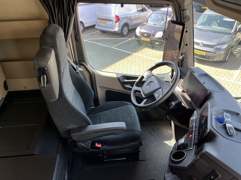 Mercedes-Benz Actros 2645 Bigspace / 341 dkm / 6x2 / Mirror Cam - Cabeza tractora: foto 3 Mercedes-Benz Actros 2645 Bigspace / 341 dkm / 6x2 / Mirror Cam - Cabeza tractora: foto 3