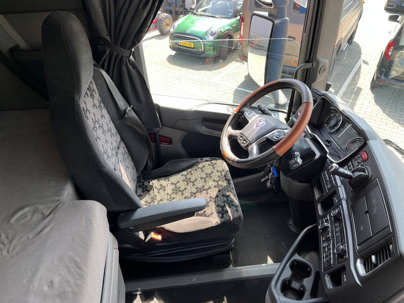 Scania R 410 Highline / Retarder / New Tacho / 2 Tanks / Stand Airco / APK 04-26 - Cabeza tractora: foto 3 Scania R 410 Highline / Retarder / New Tacho / 2 Tanks / Stand Airco / APK 04-26 - Cabeza tractora: foto 3