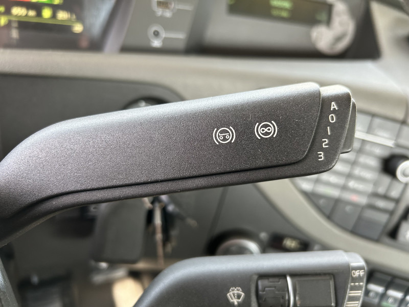 Volvo FH 420 Globetrotter / 921 dkm / 2 Tanks / VEB+ / NL Truck - Cabeza tractora: foto 5 Volvo FH 420 Globetrotter / 921 dkm / 2 Tanks / VEB+ / NL Truck - Cabeza tractora: foto 5