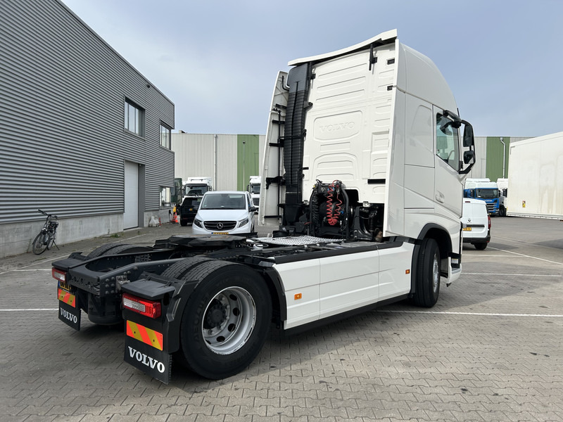 Volvo FH 460 Globetrotter XL / 574 dkm / Stand Airco / 2 Tanks / VEB+ / APK 06-26 - Cabeza tractora: foto 2 Volvo FH 460 Globetrotter XL / 574 dkm / Stand Airco / 2 Tanks / VEB+ / APK 06-26 - Cabeza tractora: foto 2