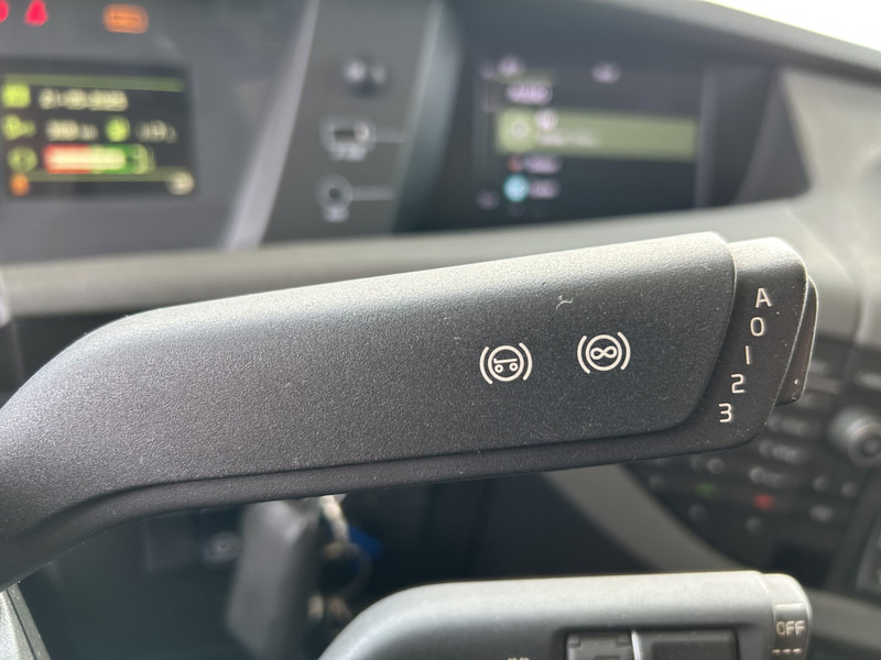 Volvo FH 460 Globetrotter XL / 574 dkm / Stand Airco / 2 Tanks / VEB+ - Cabeza tractora: foto 5 Volvo FH 460 Globetrotter XL / 574 dkm / Stand Airco / 2 Tanks / VEB+ - Cabeza tractora: foto 5