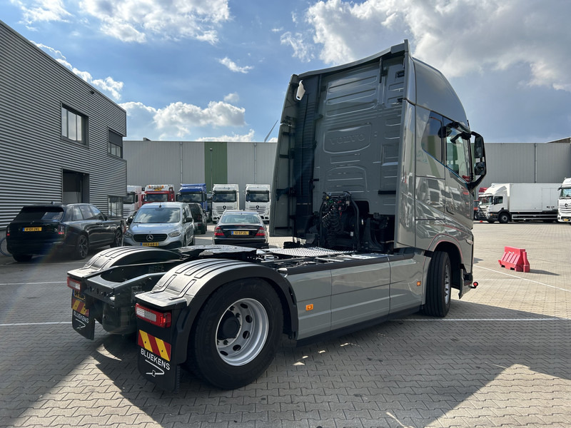 Volvo FH 500 Globetrotter XL / VEB+ / 2 Tanks / New Tacho V2 / APK TUV 07-26 - Cabeza tractora: foto 2 Volvo FH 500 Globetrotter XL / VEB+ / 2 Tanks / New Tacho V2 / APK TUV 07-26 - Cabeza tractora: foto 2