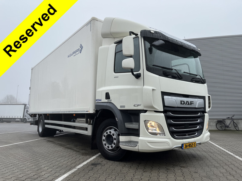 DAF CF 260 FA / 18 Ton / 166 dkm / Box 7.5 m / Laadklep / APK 05-25 - Camión caja cerrada: foto 1 DAF CF 260 FA / 18 Ton / 166 dkm / Box 7.5 m / Laadklep / APK 05-25 - Camión caja cerrada: foto 1