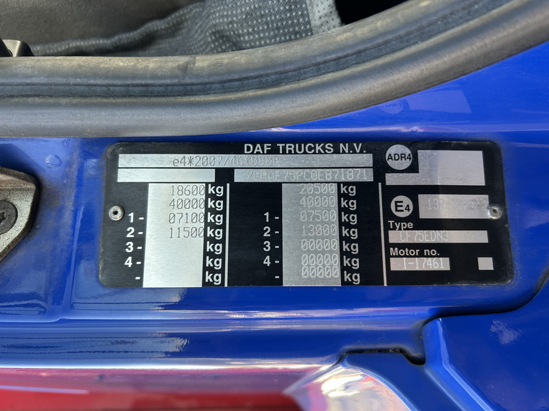 Camión lona DAF CF 75 310 Euro 5 / Curtainside Box / Loadlift / Trailer Coupling: foto 18