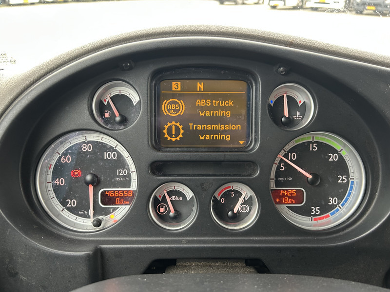 DAF LF 45 210 EEV / 466 dkm / Box Truck / Loadlift 1500 kg / NL Truck - Camión caja cerrada: foto 4 DAF LF 45 210 EEV / 466 dkm / Box Truck / Loadlift 1500 kg / NL Truck - Camión caja cerrada: foto 4