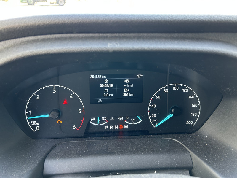 Ford Transit 2.0 TDCI Trend RWD / Box / Loadlift / Full Options - Furgoneta caja cerrada: foto 5 Ford Transit 2.0 TDCI Trend RWD / Box / Loadlift / Full Options - Furgoneta caja cerrada: foto 5
