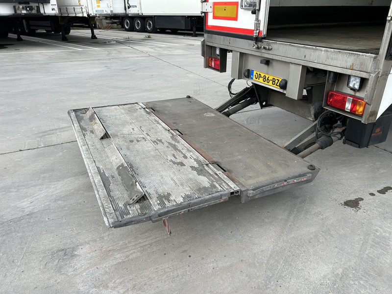 H.T.F HZO 42 / Thermo King SLXe 300 / Frigo Box / Loadlift / APK TUV 05-26 - Semirremolque frigorífico: foto 5 H.T.F HZO 42 / Thermo King SLXe 300 / Frigo Box / Loadlift / APK TUV 05-26 - Semirremolque frigorífico: foto 5