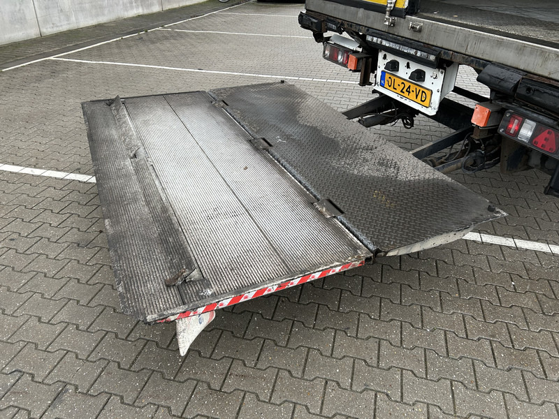 Krone Cool Liner / Carrier Reefer -30 gr / Frigo Box / Loadlift / APK TUV 01-26 - Semirremolque frigorífico: foto 5 Krone Cool Liner / Carrier Reefer -30 gr / Frigo Box / Loadlift / APK TUV 01-26 - Semirremolque frigorífico: foto 5