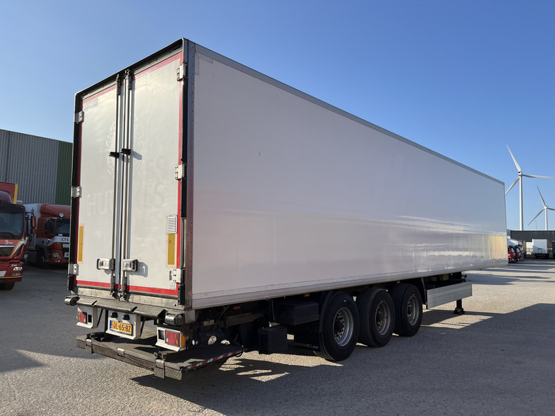 Krone Cool Liner / Carrier Vector 1850 mt / Frigo Box / Loadlift / APK TUV 08-25 - Semirremolque frigorífico: foto 2 Krone Cool Liner / Carrier Vector 1850 mt / Frigo Box / Loadlift / APK TUV 08-25 - Semirremolque frigorífico: foto 2