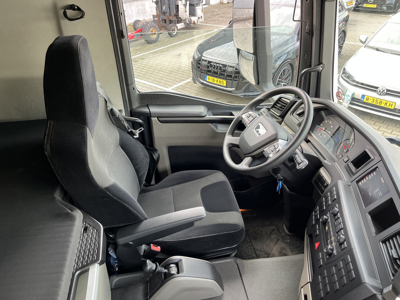 MAN TGM 18.250 TN / 18 Ton / 2023 / Box 7.5 mtr / Laadklep 2000 kg / APK 07-26 - Camión caja cerrada: foto 3 MAN TGM 18.250 TN / 18 Ton / 2023 / Box 7.5 mtr / Laadklep 2000 kg / APK 07-26 - Camión caja cerrada: foto 3