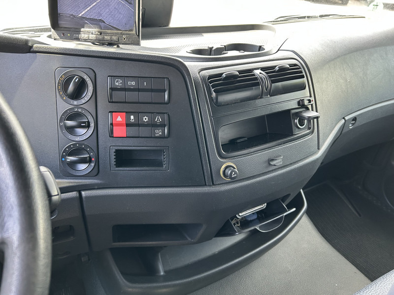 Mercedes-Benz Atego 818 / 8 Ton / 676 dkm / Box / Laadklep / APK TUV 03-26 - Camión caja cerrada: foto 5 Mercedes-Benz Atego 818 / 8 Ton / 676 dkm / Box / Laadklep / APK TUV 03-26 - Camión caja cerrada: foto 5