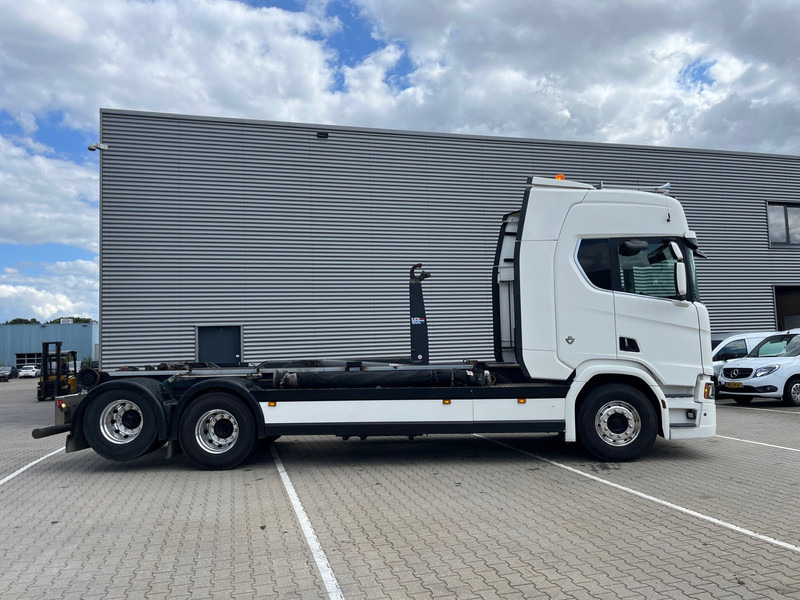 Scania R730 6X2 / VDL Hook lift 25 ton / 763 DKM! / NL Truck / APK TUV 03-26 / Smart Tacho V2 - Camión multibasculante: foto 2 Scania R730 6X2 / VDL Hook lift 25 ton / 763 DKM! / NL Truck / APK TUV 03-26 / Smart Tacho V2 - Camión multibasculante: foto 2