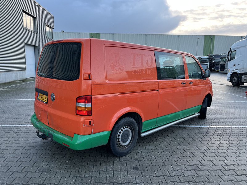 Volkswagen Transporter T5 2.5 TDI / L2 H1 / Double Cabin / Tow Bar - Furgoneta pequeña, Furgoneta combi: foto 2 Volkswagen Transporter T5 2.5 TDI / L2 H1 / Double Cabin / Tow Bar - Furgoneta pequeña, Furgoneta combi: foto 2