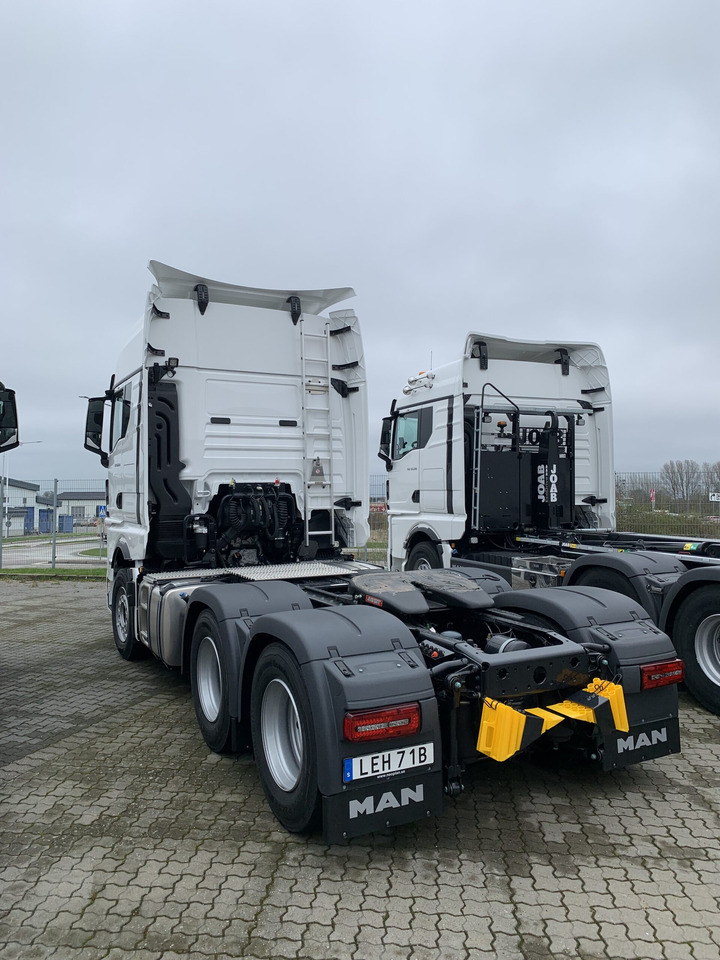 MAN TGX 28.520 6×2-2 Dragbil - Cabeza tractora: foto 2 MAN TGX 28.520 6×2-2 Dragbil - Cabeza tractora: foto 2
