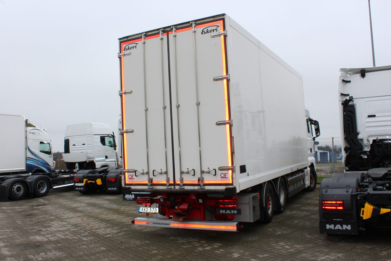 MAN TGX 26.480 6×2-4 Skåp/Fjärr - Camión caja cerrada: foto 3 MAN TGX 26.480 6×2-4 Skåp/Fjärr - Camión caja cerrada: foto 3