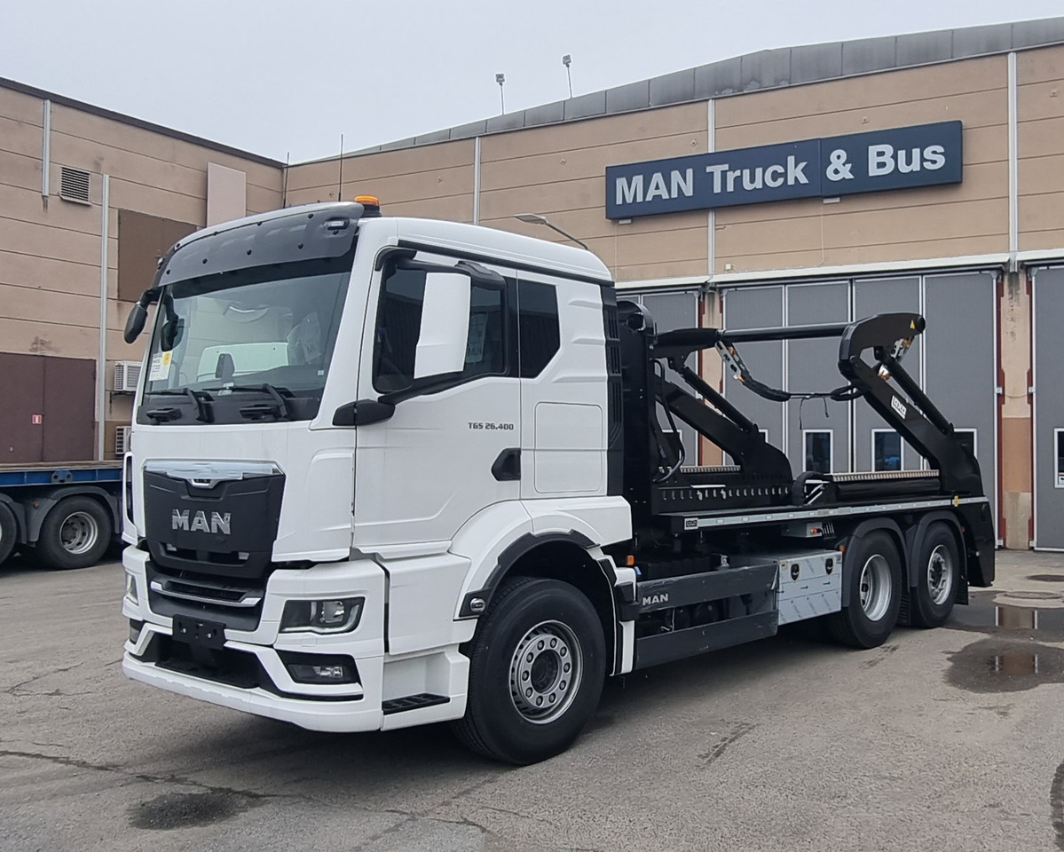 TGS 26.400 Liftdumper 6×2-4 BL Laxo - Camión portacontenedor de cadenas: foto 3 TGS 26.400 Liftdumper 6×2-4 BL Laxo - Camión portacontenedor de cadenas: foto 3