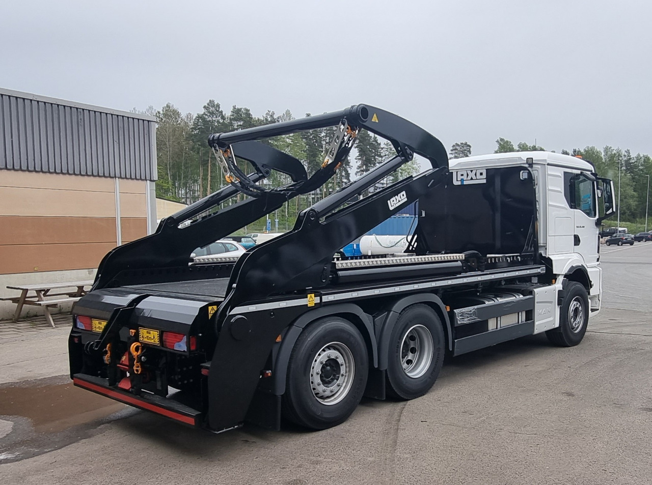 Camión portacontenedor de cadenas TGS 26.400 Liftdumper 6×2-4 BL Laxo: foto 7