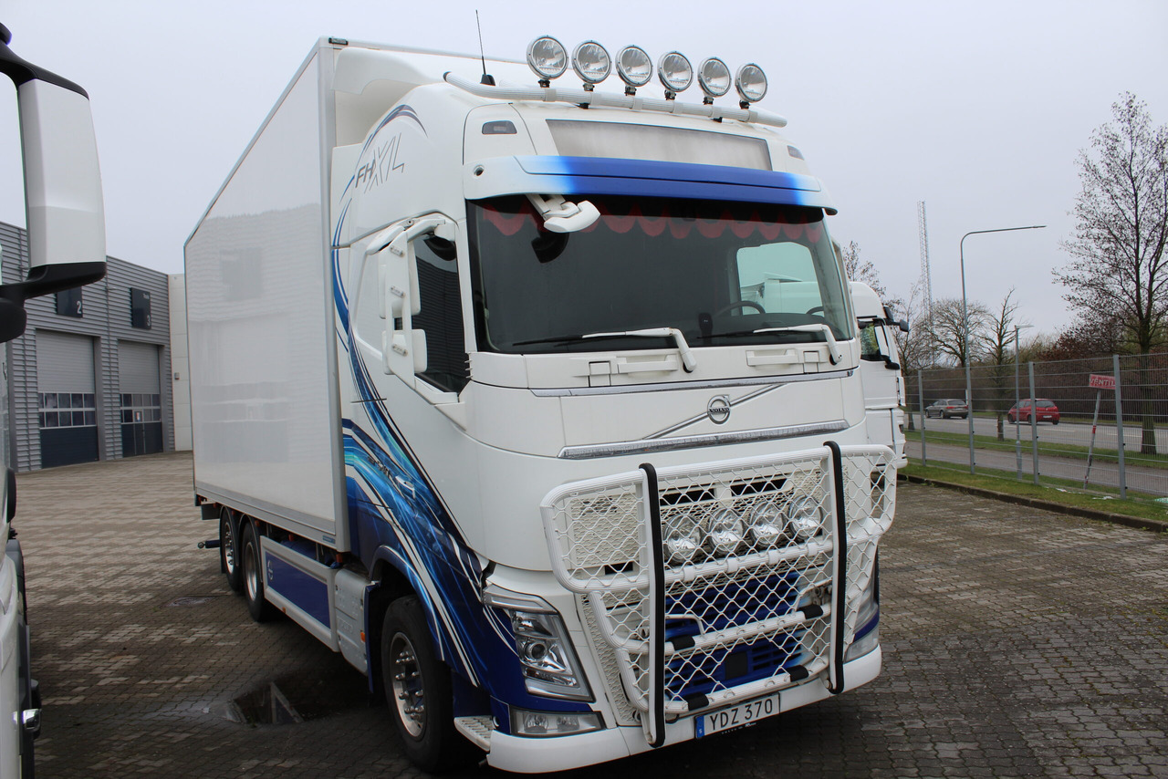 Volvo FH Fjärr - Camión caja cerrada: foto 3 Volvo FH Fjärr - Camión caja cerrada: foto 3