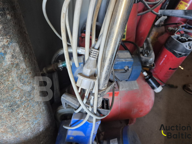 Alto Spin 43 - Camión cisterna, Camión eléctrico: foto 3 Alto Spin 43 - Camión cisterna, Camión eléctrico: foto 3