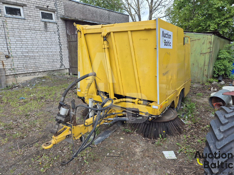 Broddway 1900 - Barredora vial: foto 1 Broddway 1900 - Barredora vial: foto 1