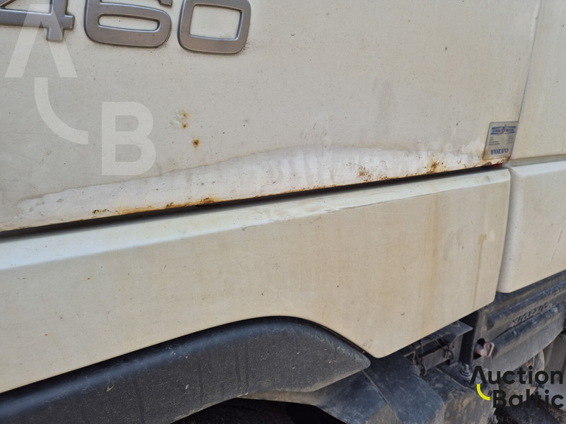 Cabeza tractora Volvo FH460: foto 13