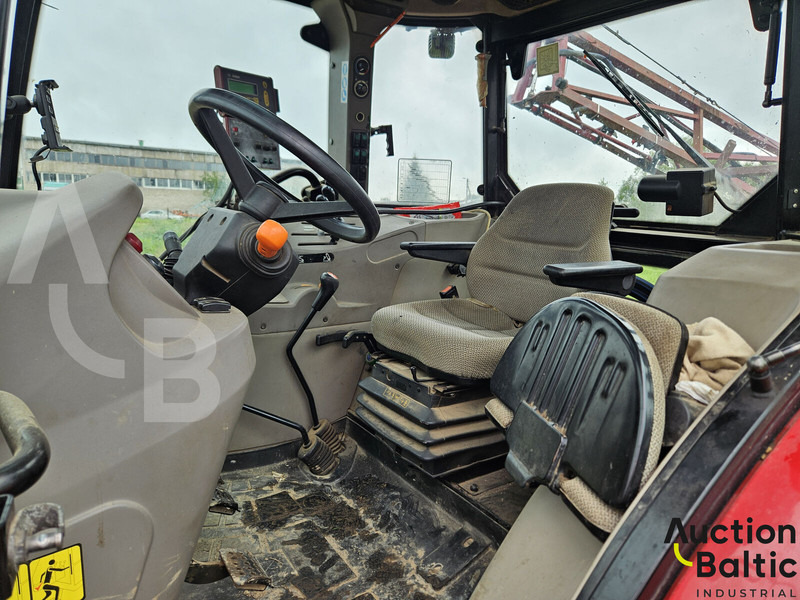 Case IH Farmall 105 A - Tractor: foto 5 Case IH Farmall 105 A - Tractor: foto 5