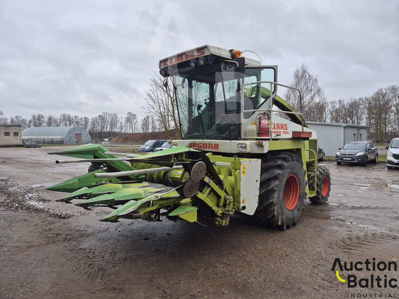Claas Jaguar 690 SL - Cosechadora de forraje: foto 1 Claas Jaguar 690 SL - Cosechadora de forraje: foto 1