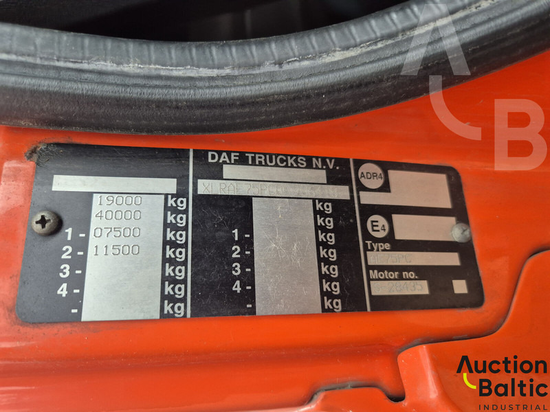 Camión portavehículos DAF AE75PC: foto 16 Camión portavehículos DAF AE75PC: foto 16