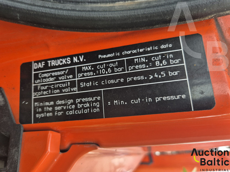 Camión portavehículos DAF AE75PC: foto 15 Camión portavehículos DAF AE75PC: foto 15