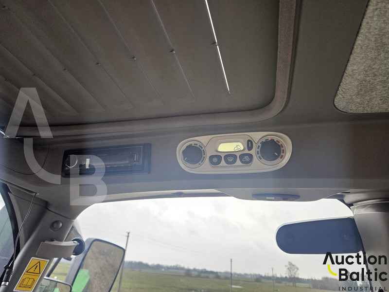 Tractor Deutz-Fahr 6165 Agrotron: foto 15 Tractor Deutz-Fahr 6165 Agrotron: foto 15