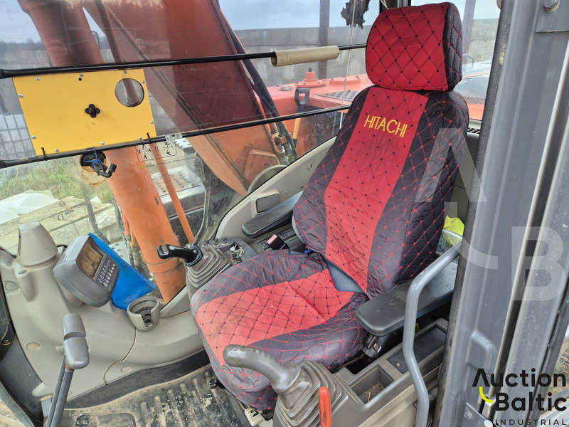 Hitachi ZX 210 LC-3 - Excavadora de cadenas: foto 5 Hitachi ZX 210 LC-3 - Excavadora de cadenas: foto 5