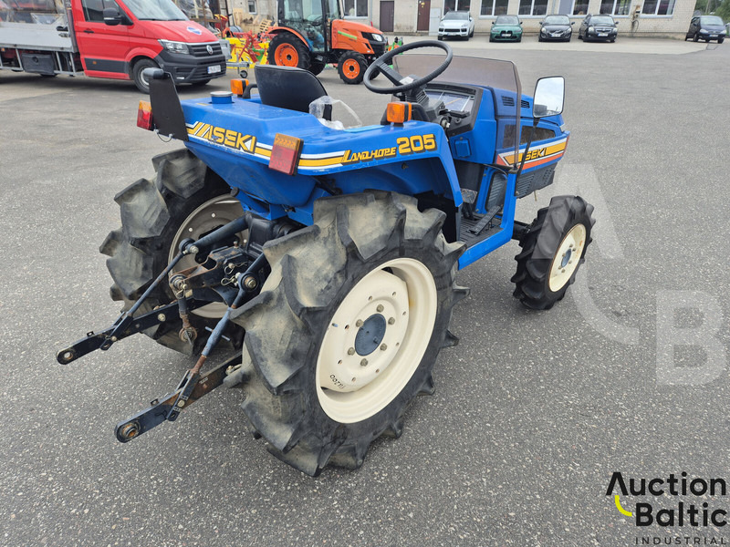 Iseki TU 205 - Tractor: foto 3 Iseki TU 205 - Tractor: foto 3