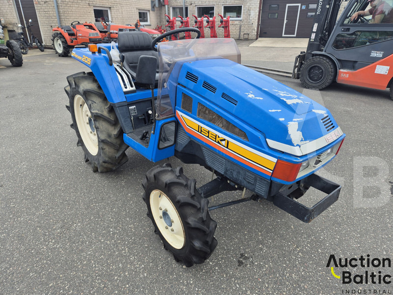 Iseki TU 205 - Tractor: foto 2 Iseki TU 205 - Tractor: foto 2