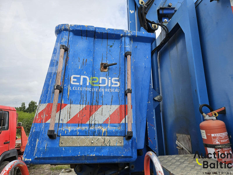 Camión con plataforma elevadora Iveco 100E 18: foto 7