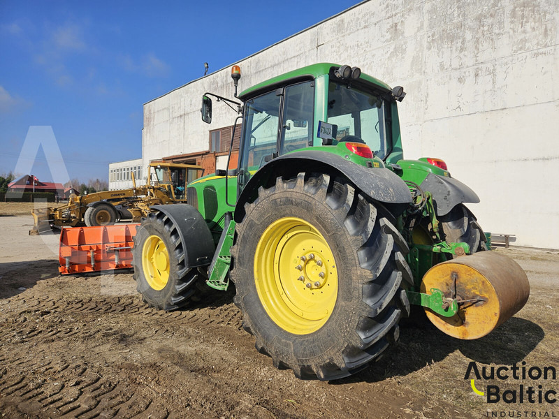 John Deere 6820 - Tractor: foto 4 John Deere 6820 - Tractor: foto 4