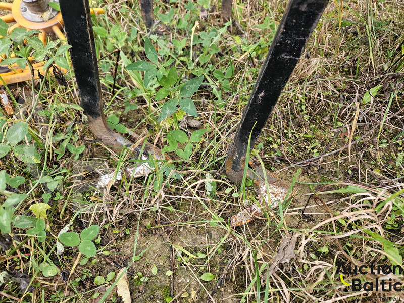 Coche K.U.L.T K.U.L.T Fingerweeder: foto 9 Coche K.U.L.T K.U.L.T Fingerweeder: foto 9