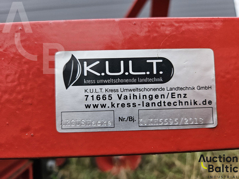 Coche K.U.L.T K.U.L.T Fingerweeder: foto 11 Coche K.U.L.T K.U.L.T Fingerweeder: foto 11