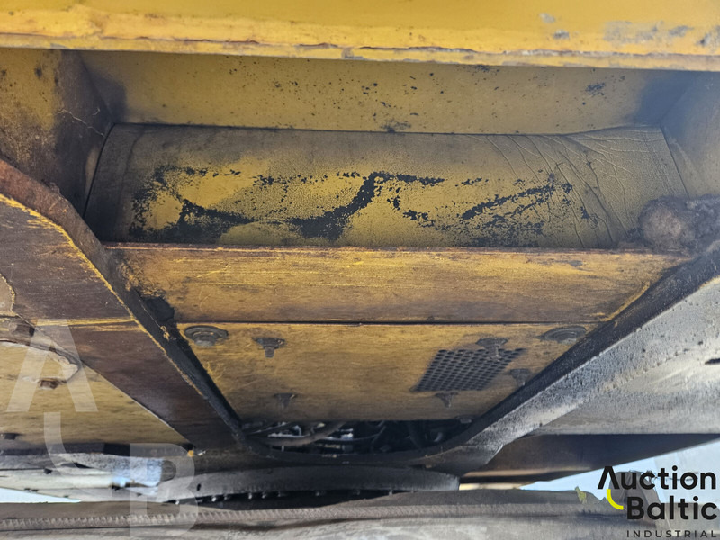 Excavadora de ruedas Komatsu PW130ES-6K: foto 13