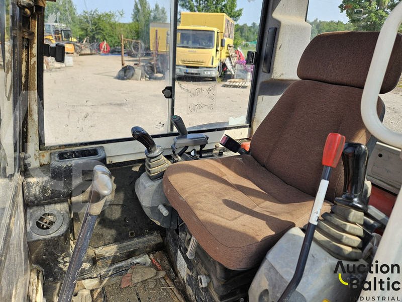 Miniexcavadora Kubota KX 61-3: foto 8