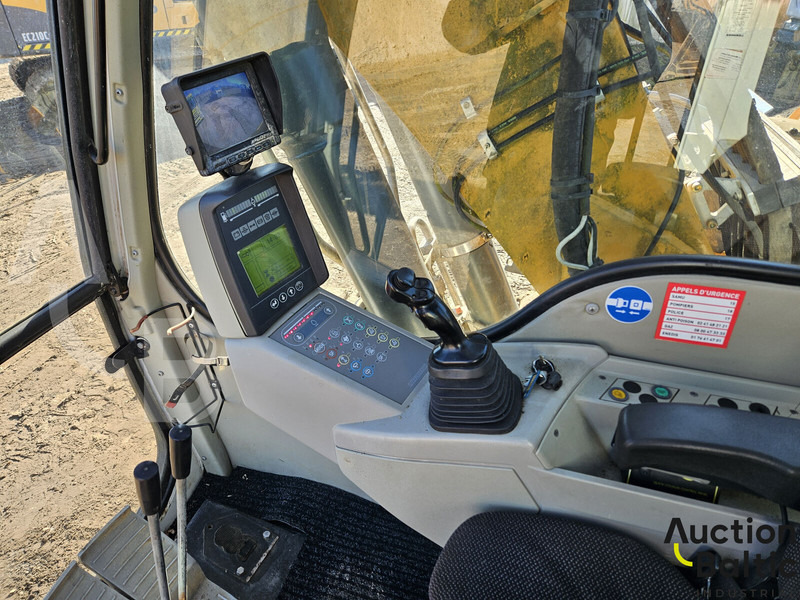 Excavadora de cadenas Liebherr R 900 C Litronic: foto 8 Excavadora de cadenas Liebherr R 900 C Litronic: foto 8