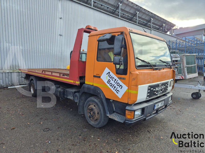 MAN 10.153 - Grua de remolque autos: foto 1 MAN 10.153 - Grua de remolque autos: foto 1
