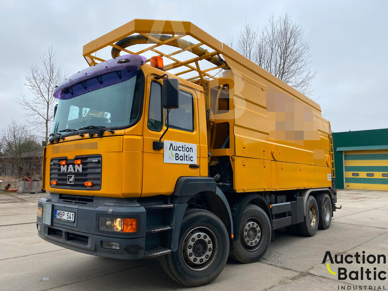 MAN T46 - Limpieza de alcantarillado: foto 2 MAN T46 - Limpieza de alcantarillado: foto 2