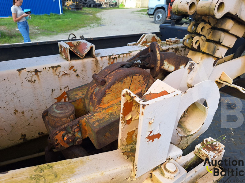 Camión caja abierta, Camión grúa Magirus 130 M 8: foto 11