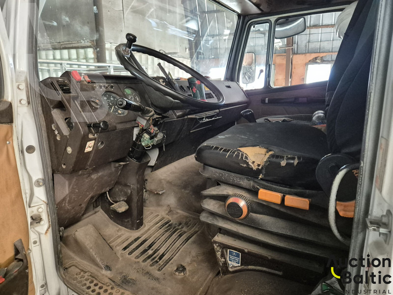 Mercedes-Benz 1114 - Camión con plataforma elevadora: foto 5 Mercedes-Benz 1114 - Camión con plataforma elevadora: foto 5