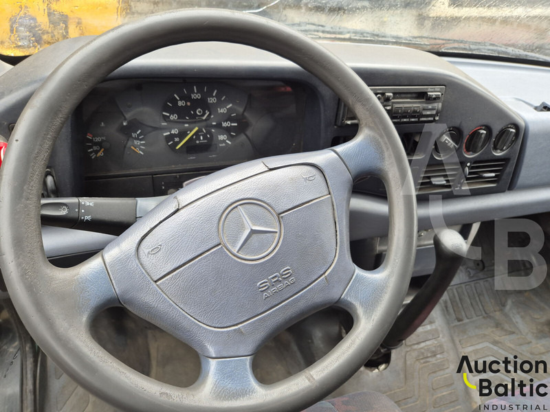 Mercedes-Benz 216 - Furgoneta pequeña: foto 5 Mercedes-Benz 216 - Furgoneta pequeña: foto 5